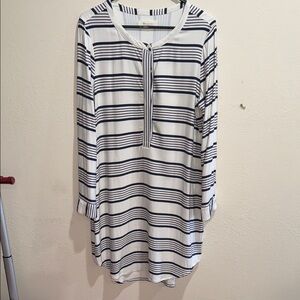 Two by Vince Camuto White and Navy Striped Henley Dress